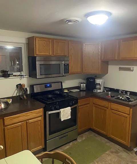 36 Delaware Ave #D — Photo 2