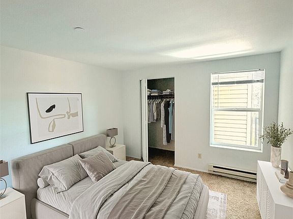3rd image of 3022 SW Bradford Street #210