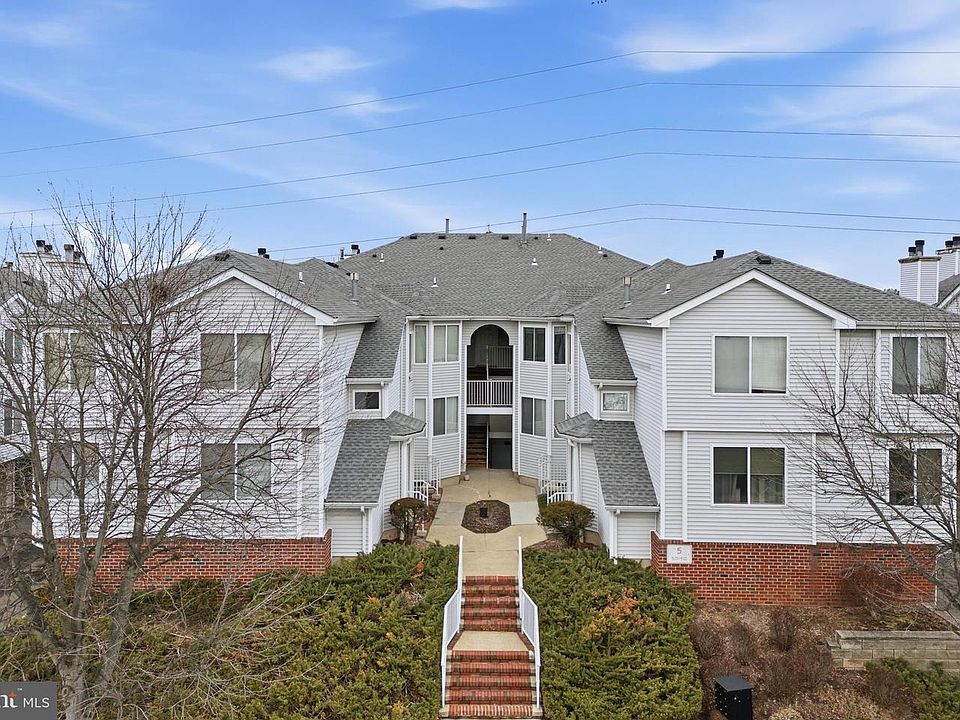 1st image of 501 Jesse Way #501