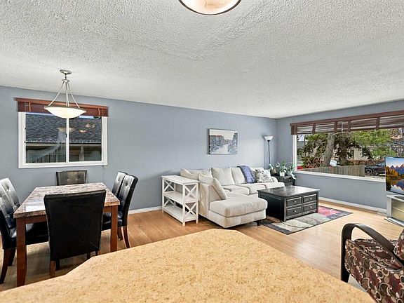 3rd image of 5030 E 56th Ave
