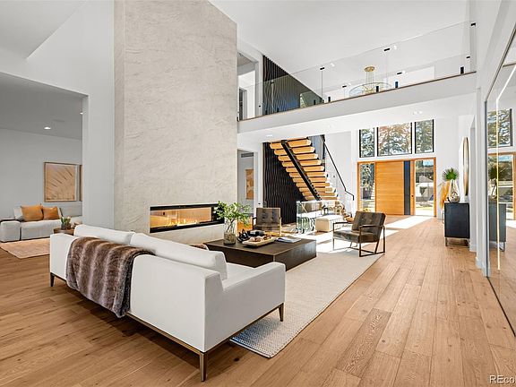 5th image of 49 Sunset Drive