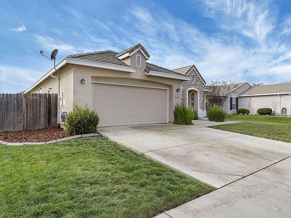 2nd image of 2320 Canyon Creek Trl