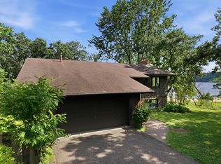 2989 Itasca Ave S, Lakeland, MN 55043