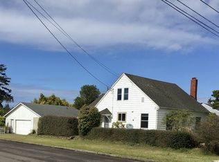 611 Laurel St, Florence, OR 97439