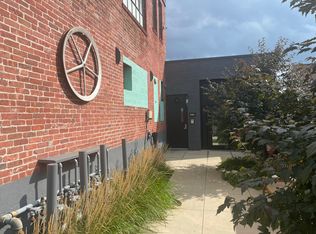 318 Lafayette St #1A, Pawtucket, RI 02860
