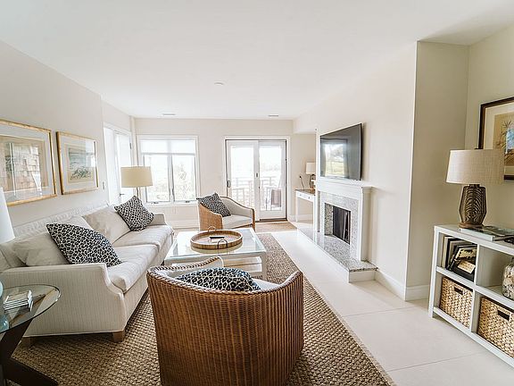 2nd image of 4442 Sea Forest Dr