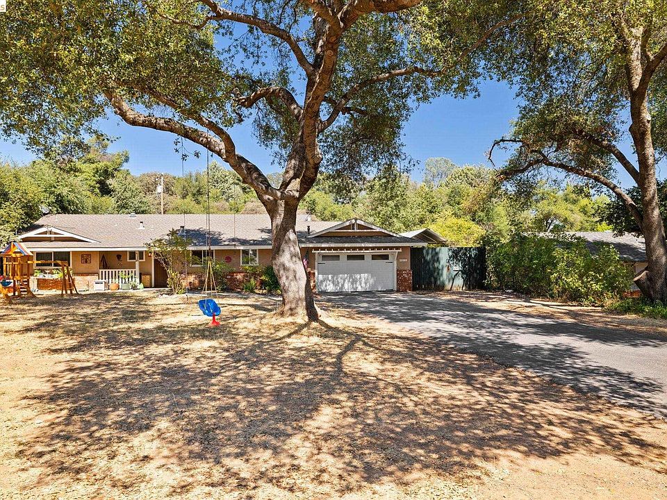 1st image of 20369 E Walnut Dr