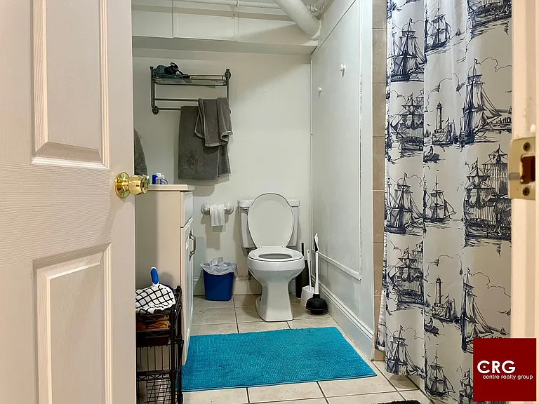 122 Westbourne Ter #B — Photo 9
