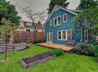 3623 Carr Pl N, Seattle, WA 98103