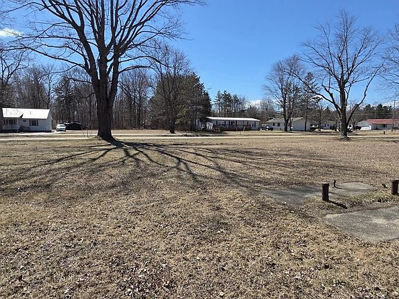 4th image of Sunset Park