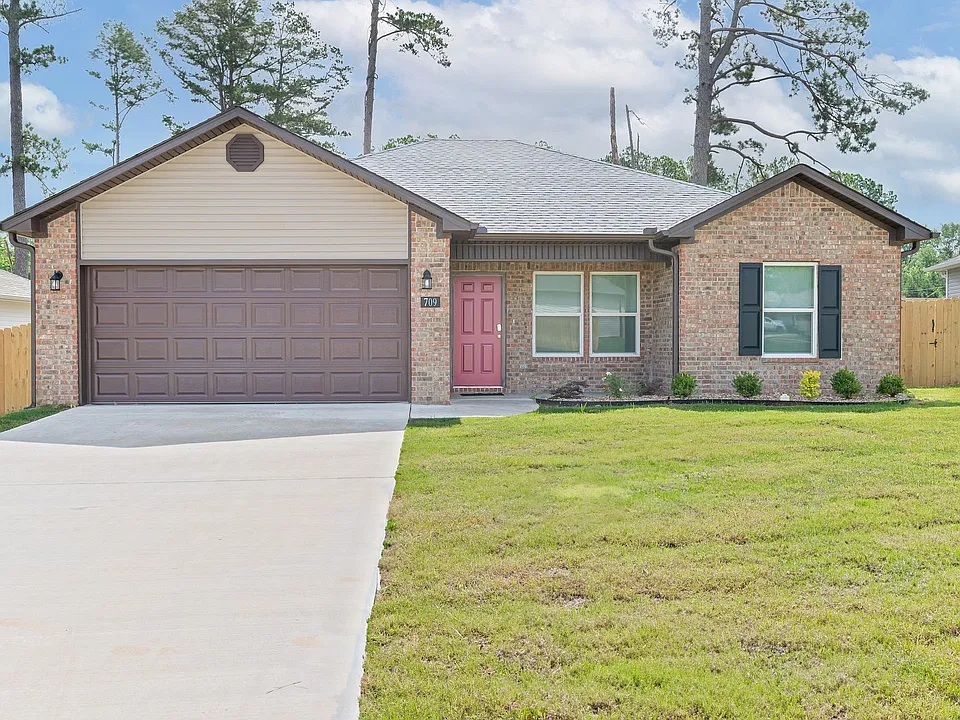 709 Timberline Rd