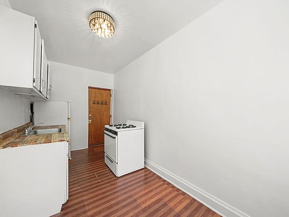 4th image of 2700 N Spaulding Ave #3306-1R