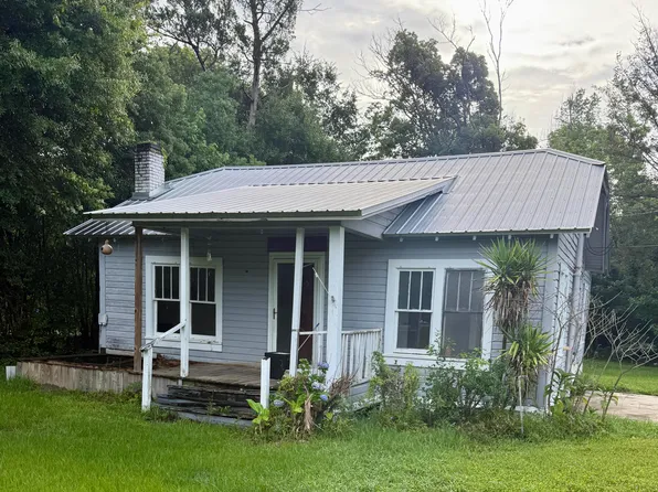 16567 SW Gaskin St, Blountstown, FL 32424