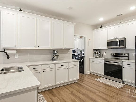 4th image of 205 Wexford Drive