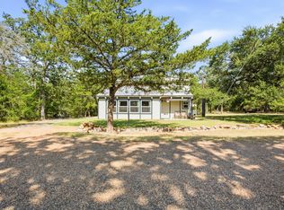 333 Woodvine Ln, Somerville, TX 77879