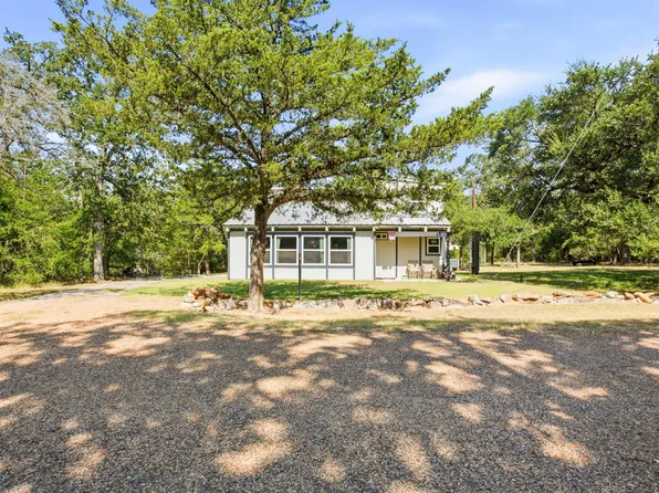 333 Woodvine Ln, Somerville, TX 77879