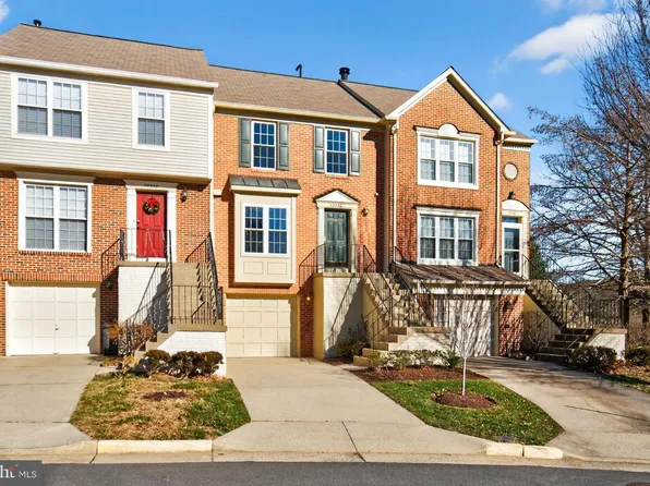 45590 Whitcomb Sq, Sterling, VA 20166