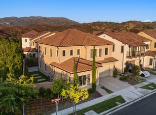 100 Sky Hts, Irvine, CA 92602