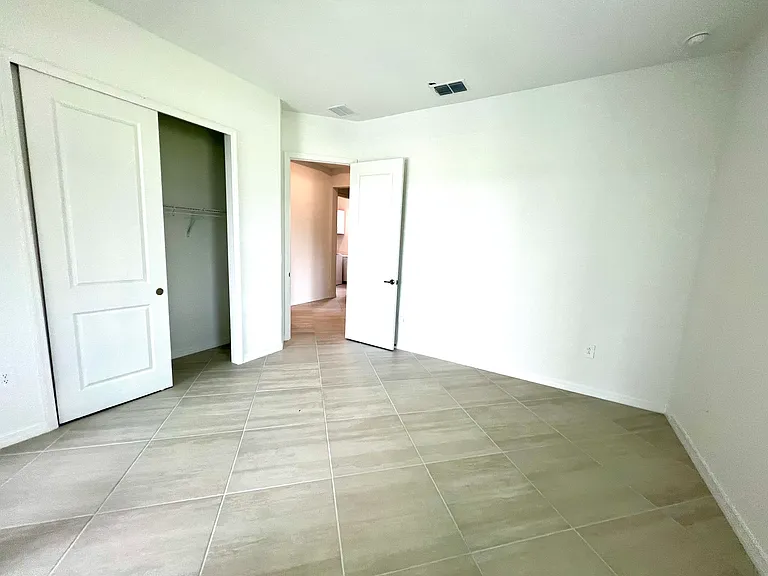 17130 Albatross Rd — Photo 44