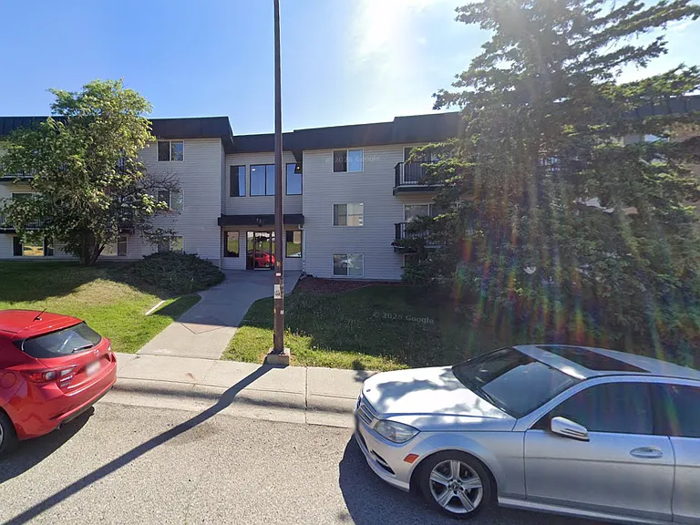 432 Huntsville Cres NW #309 — Photo 1