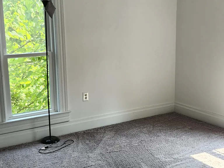 317 Church St #B — Photo 11