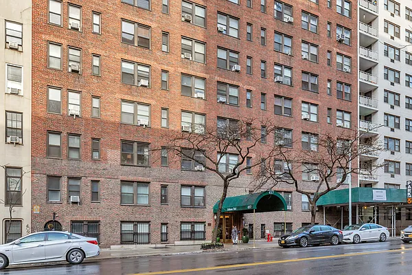 Sold by Compass | media 6