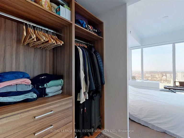 488 University Ave #2703 — Photo 21