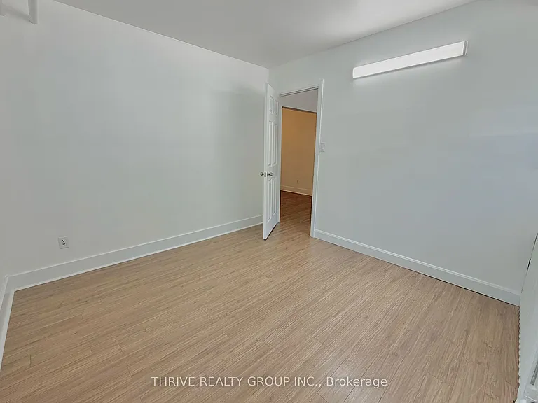 50 Ridout St S #36 — Photo 14