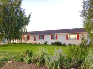 915 Crestview Ct, Powell, WY 82435