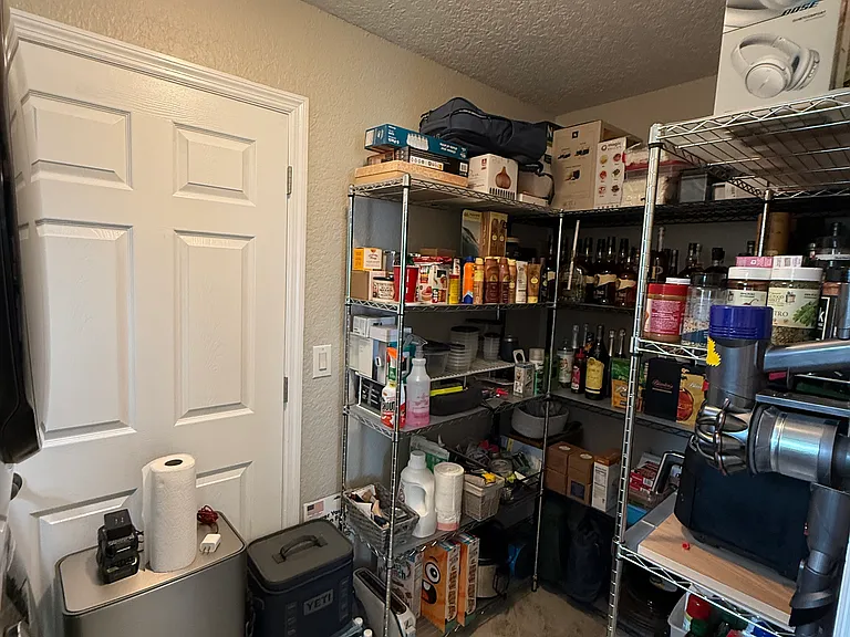 4181 Saxon Dr — Photo 14
