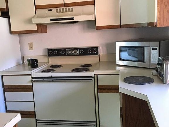 Kitchen from entry way
