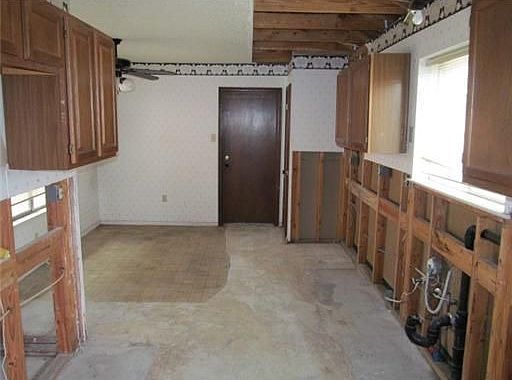 5th image of 2217 Killington Dr