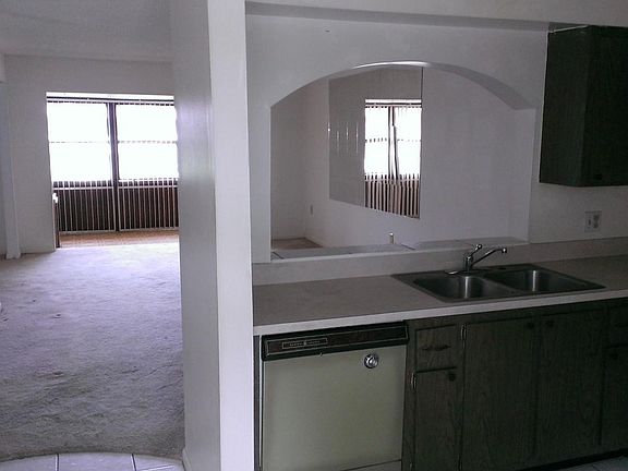 2nd image of 2302 Sunrise Boulevard Unit 3 - 207