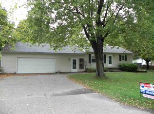 1401 43rd St, Moline, IL 61265