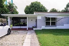 2nd image of 1803 Beachwood DR