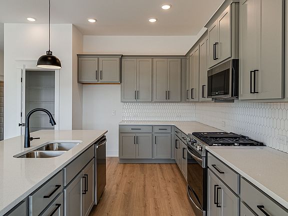 4th image of 1010 Inez Dr Lot 182