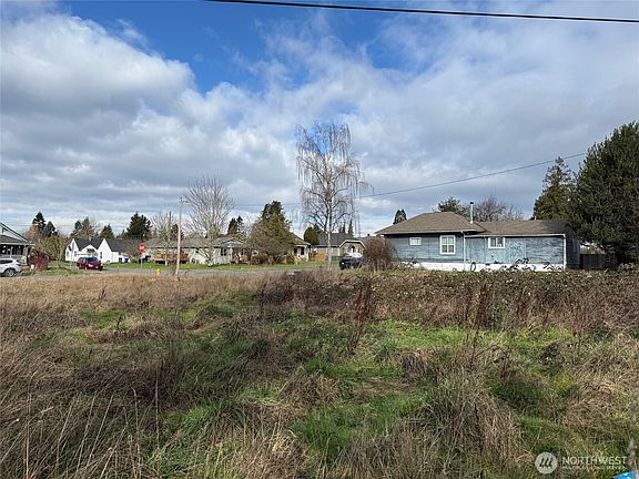 2nd image of 2501 Highland Avenue