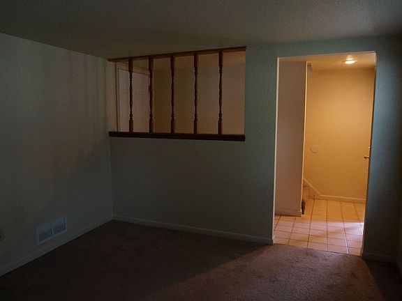 5301 1st Level Family Room