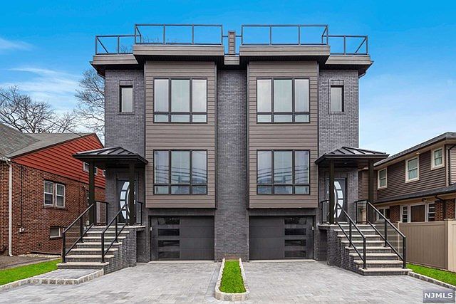 35 Crescent Ave Cliffside Park Nj 07010 Mls 21012716 Zillow