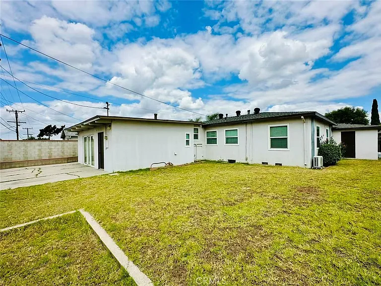 400 E Fernfield Dr — Photo 31