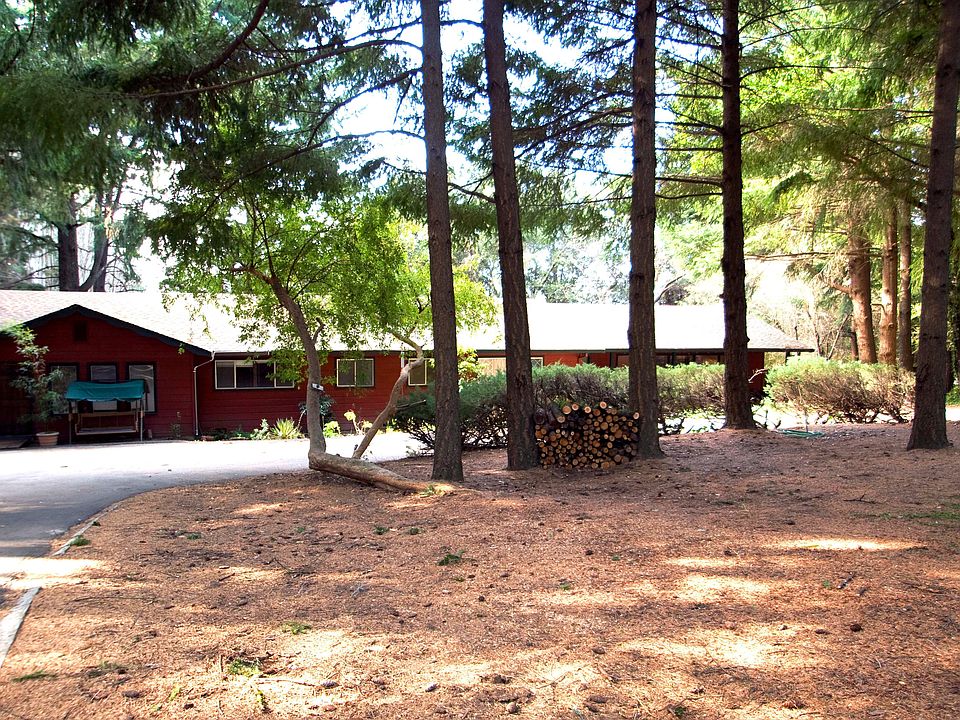 1st image of 125 Vick Dr