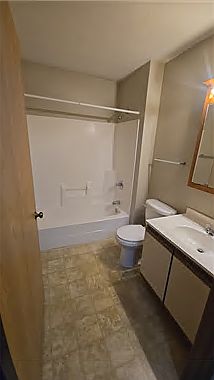 3rd image of 840 Terry Ave #2