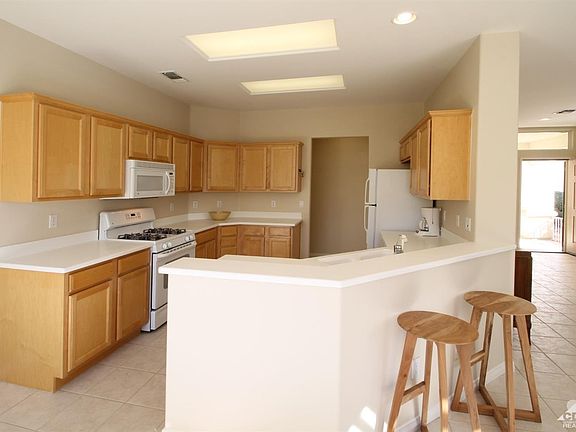 5th image of 78767 Stansbury Ct