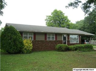 1004 8th St SW, Decatur, AL 35601