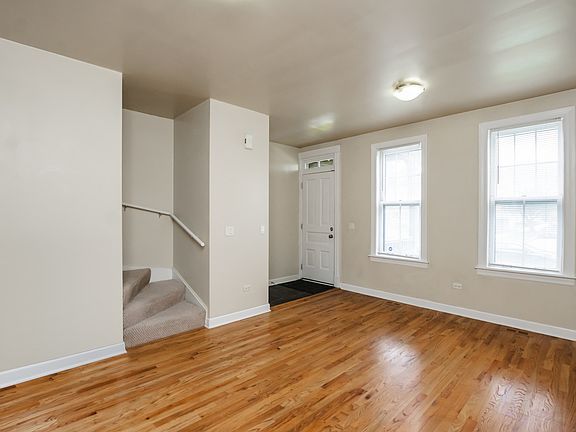 4th image of 10433 S Corliss Ave