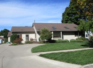 119 Coventry Ct, Midland, MI 48642