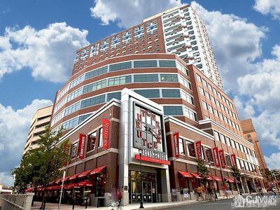 110 Somerset St APT 2109, New Brunswick, NJ, 08901