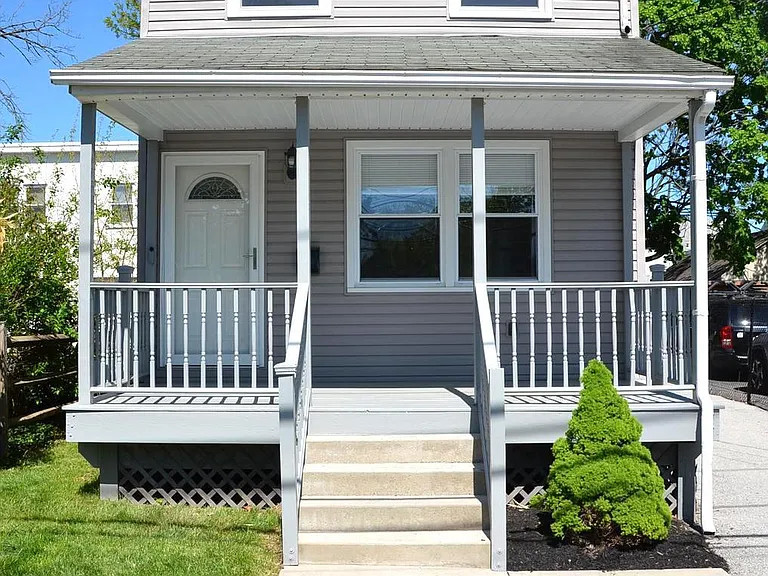 713 Miller St — Photo 1