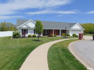 400 Insignia Dr, Herrin, IL 62948