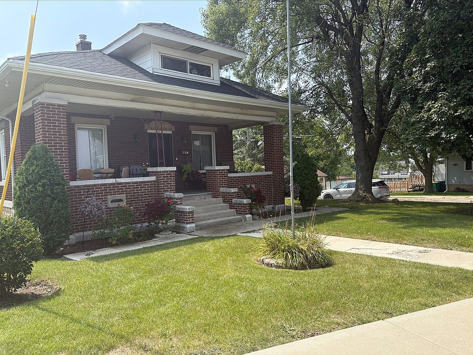 2nd image of 602 McCarthy Rd